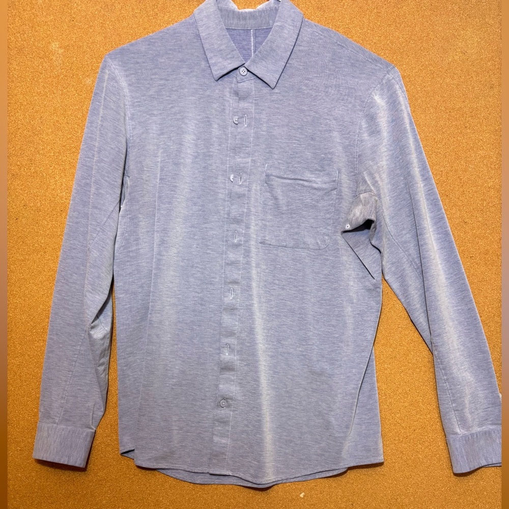 Men's long sleeve button down Lululemon Shirt
Size Medium